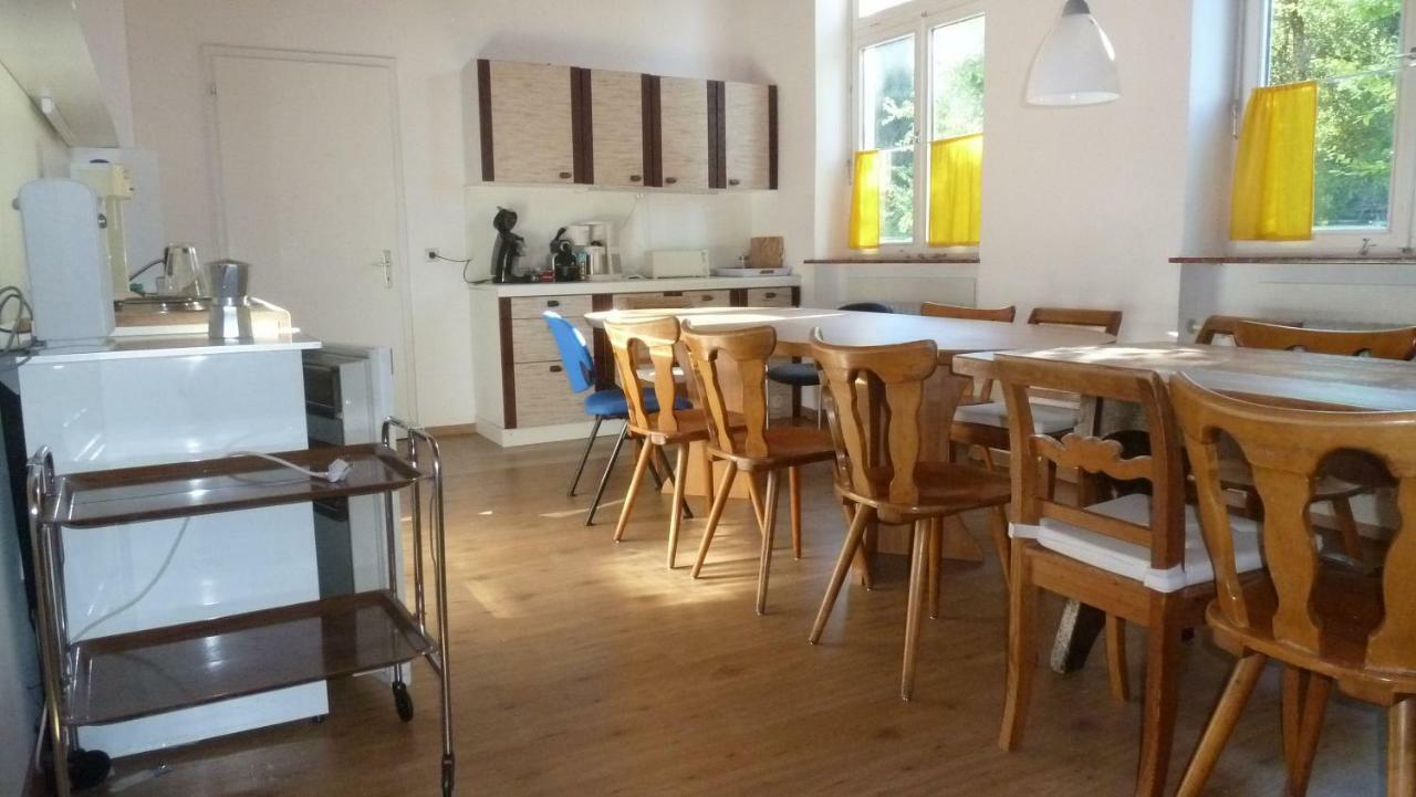 Altes Schulhaus Appartement Argenbuhl Buitenkant foto